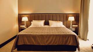 Отель Elea Old Tbilisi Hotel Тбилиси Двухместный номер Делюкс с 1 кроватью и балконом-7